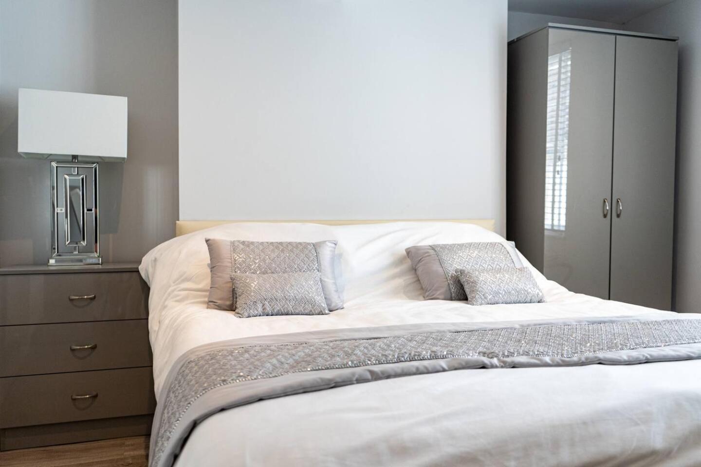 Spacious Stylish By And Dreamland Pass The Keys